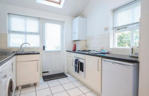 Inglenook House - Photo 13