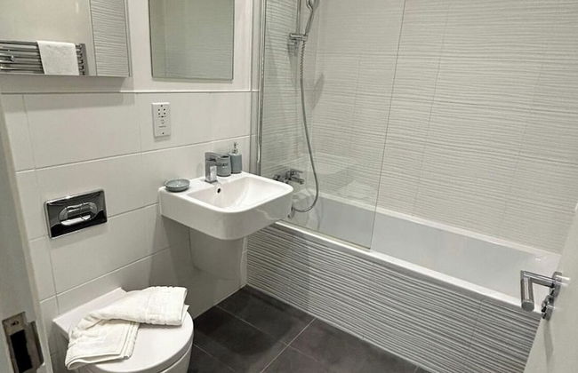 Luxury 1-bed Town Centre South Stevenage - Foto 5