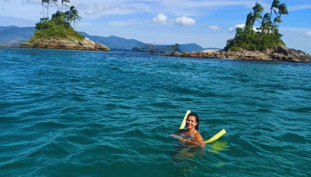 Dando um mergulho na ilha Botina