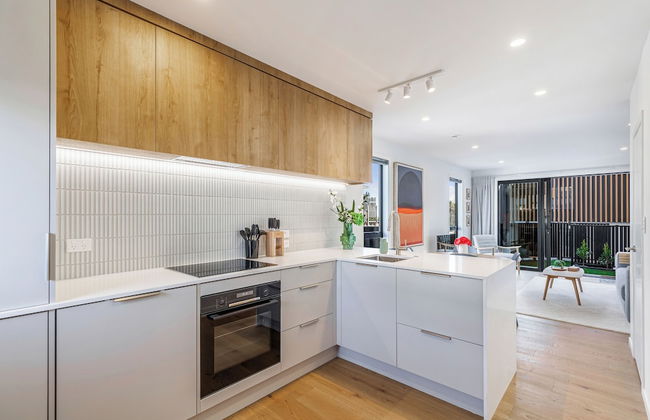 Modern 2BR Townhouse in Mission Bay I Zodiak Stays - Photo 5