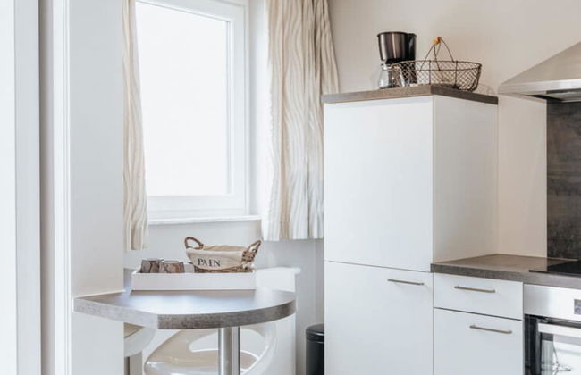 Manderley 0301 Very Well Located - Photo 9