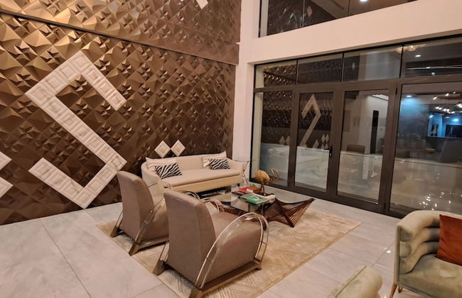 Signature Luxury Apartments - Photo 8