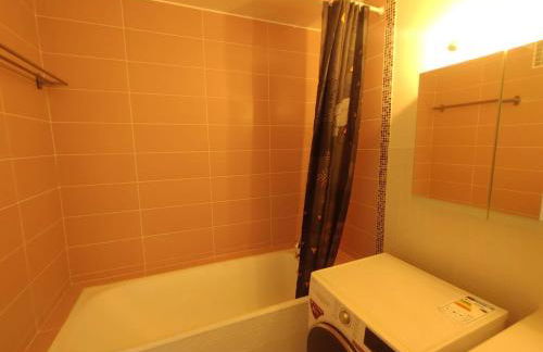 7 min walk to metro la défense, 2BDs parking - Foto 6