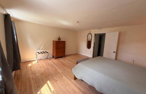 Spacious 4BR Summer Escape Queechy Lake Passes - Foto 5