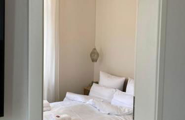 STAYLIGHT Exklusive Jugendstil-Residenz im Philosophenviertel - privater Parkplatz - Balkon - Foto 18