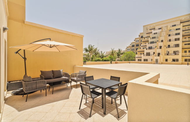 Nasma Holiday Homes - Bab Al Bahr Residences - Photo 11