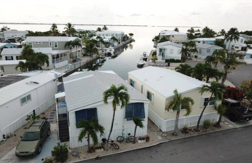 Pelican's Roost, Waterfront comfort at Venture Out - Foto 42