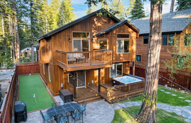 Washoe Chalet by Avantstay Game Room, Hot Tub, Putting Green & Fire Pit - Foto 42