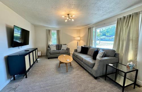 Idle Springs - Photo 1