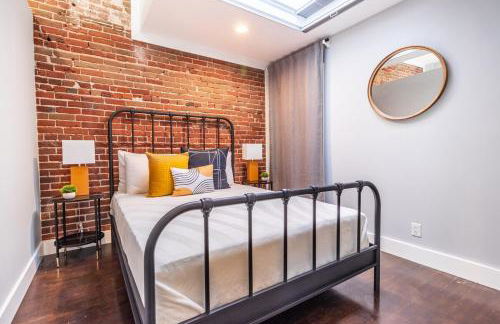 Gaslamp 2BR Upscale Queen Beds with Smart TV - Foto 31