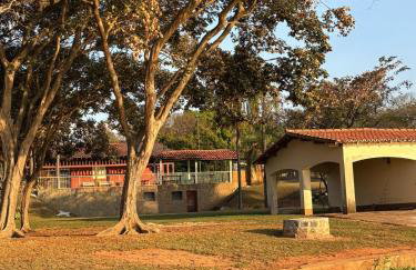 Magnífica Chácara com Fundo para a Represa - Photo 34