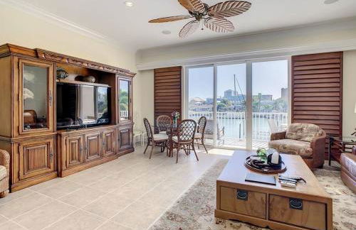 Clearwater Penthouse 5 min Beach walk Heated Pool - Foto 30