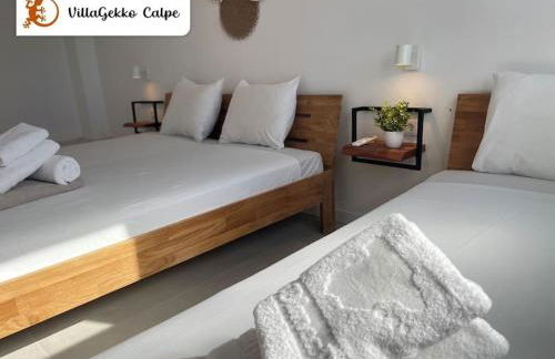 Off-grid Luxury Villa with Tikibar by the pool. - Photo 72