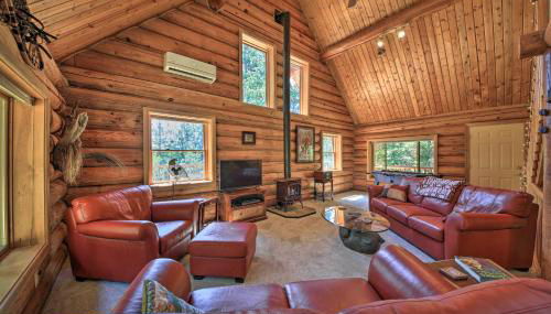 Large Cabin with Fire Pit and Grill on 34 Acres! - Foto 3