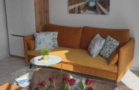 Angel Sea Hill Apartment - Photo 1