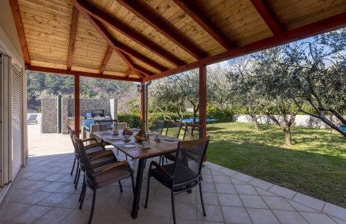 Villa Arbareto with heated swimming pool - Photo 23