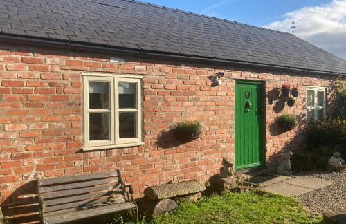 Little Pentre Barn with cozy logburner - Foto 32