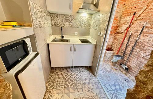 Estudio nuevo! Al lado del metro L1 L4 L5 - Foto 11