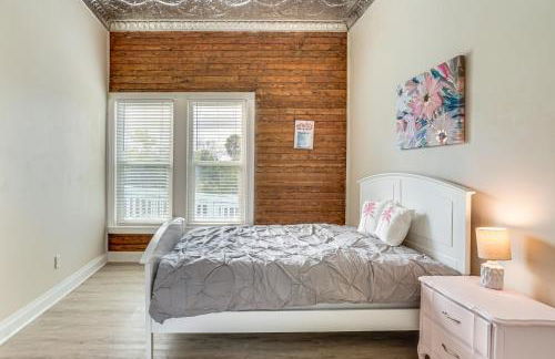 Families Welcome! Historical Hideaway in Palmetto - Foto 15