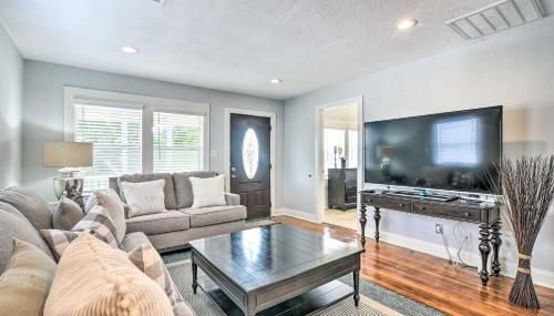 about 1 Mi to Pier and Beaches! Family Home in Galveston - Foto 5