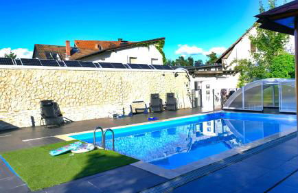 Fafa Home with Pool - Foto 1