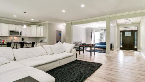 Secluded 18-Acre Retreat in Staley with Game Room - Foto 5