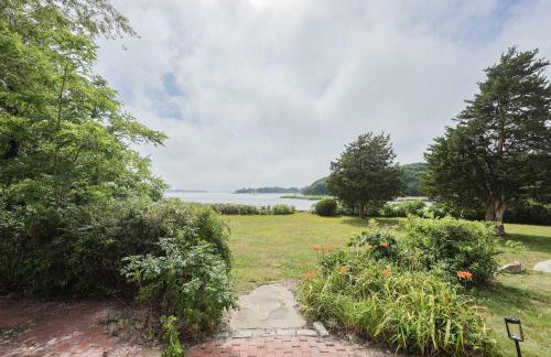 Tranquil Waterfront Getaway - Foto 47