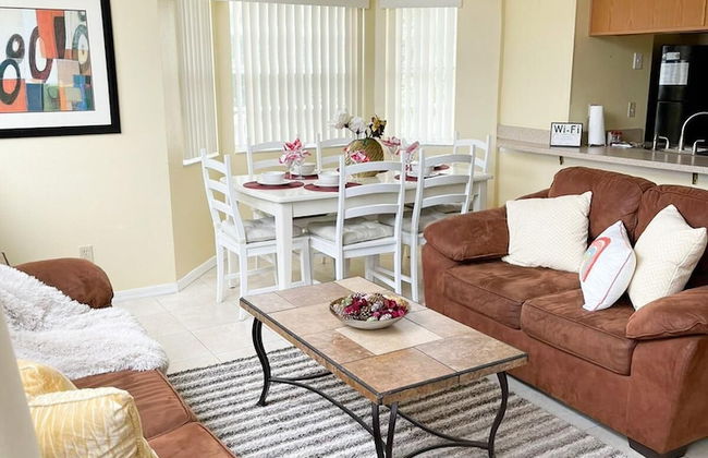 Three Bedroom Apartment #3 -- 5014 LBC -- Vusa Three Bedroom Condo Apartment - Foto 2