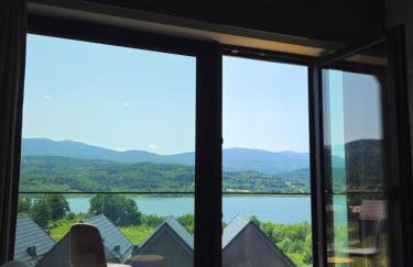 Lake Chwil widok na zalew i góry - Foto 1