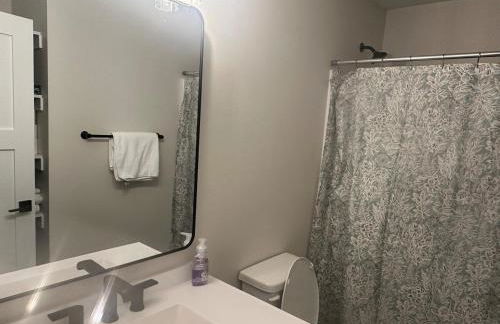 Luxurious Brand New Entire 3br and 2bath - Foto 15