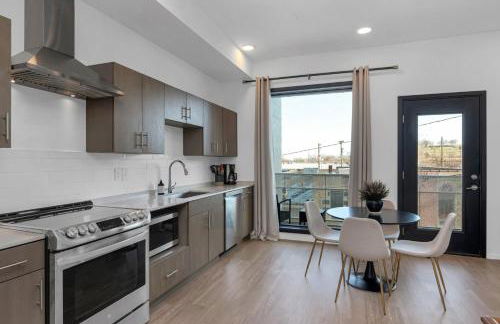 GULCH Condo with Pool Gym Private Patio & Garage - Foto 12