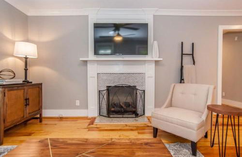 2 Bedroom Bungalow in Five Points Near Downtown - Foto 11