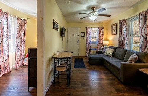 Quaint Cozy Cottage Perfect for a Peaceful Getaway in West Virginia - Foto 13