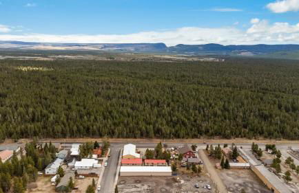 The Yellowstone Hideaway Unit A Cozy 1-Bedroom Yellowstone Hideaway, 1 Minute from Yellowstone Park! - Foto 60