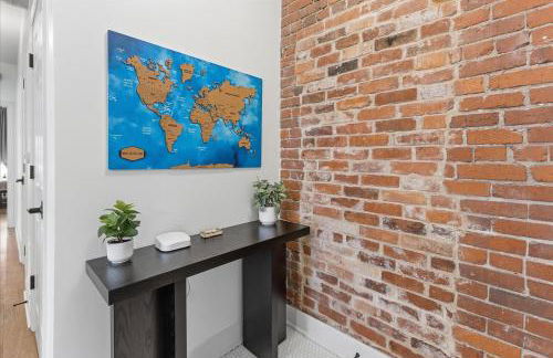 Mass Ave Retreat with Big Patio and Free Parking - Foto 13