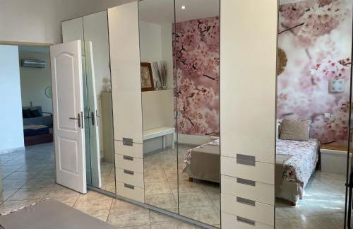 Spacieuse villa dans les pins - Photo 15