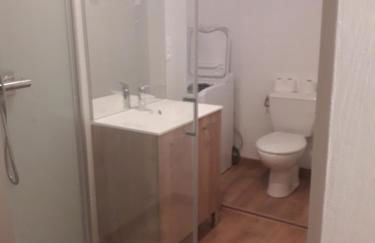 Maison 2 chambres, de centre ville, avec cour exposition sud, à 300 m du port - Foto 8