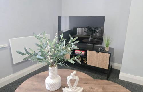 Fantastic 1bed Flat, Central Location with Parking - Foto 3