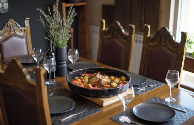 3 Bed Villa-sleeps 8-private Pool - Photo 23