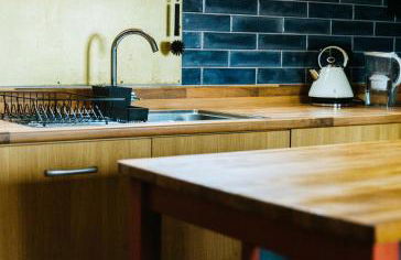 Mansell Road - Trendy Loft with Free Parking - Foto 14