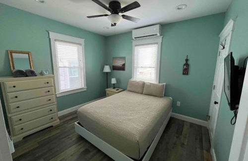 Bayside Bungalow-Updated Home Near the Bay & Beach - Foto 45