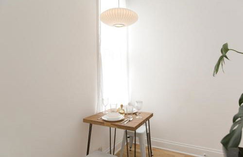 Shoreditch Loft w 100inch Cinema, Premium Mattress & Hammock, by the Design Traveller - Foto 6