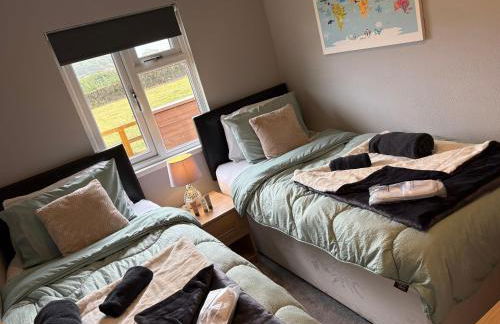 The Lodge - Photo 17