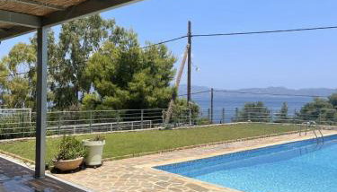 Spacious, Shiny, SeaView Villa, in Theologos - Foto 4, sunbed