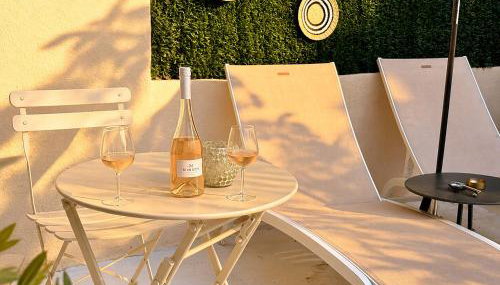 Le Petit Nice - 4 Studios, 2 with Private Terrace - Nice Centre - Photo 4