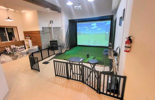 Unique Port Ludlow Home with 3 Decks and Hot Tub! - Foto 11