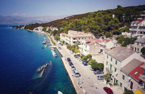 Apartments Djurdjica - Photo 3