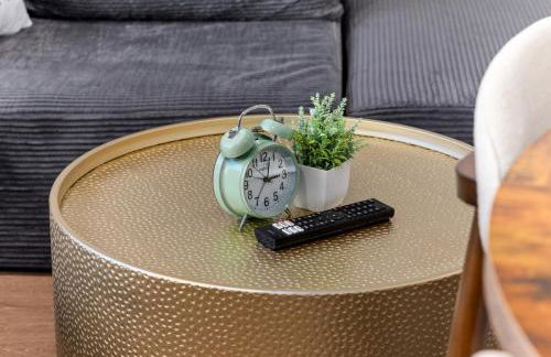 2BR Apartment in DT with Parking - Foto 25