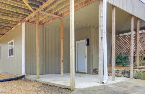 Artistic Escape in Fayetteville! Cozy Couples Apt - Foto 24