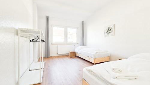 Tolstov Apartments - 6 Zimmer Wohnungen - 15 Min zur Messe DUS - Foto 5, towels, wardrobe